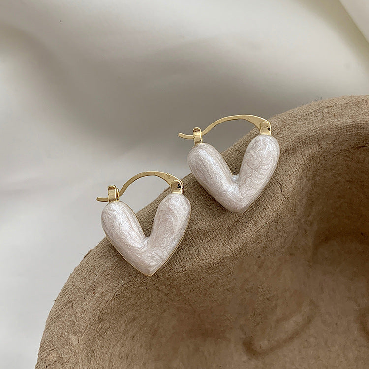 Classic Earring with Timeless Appeal