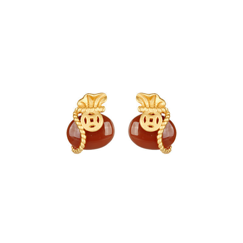 Romantic Gold Earring for Special Moments