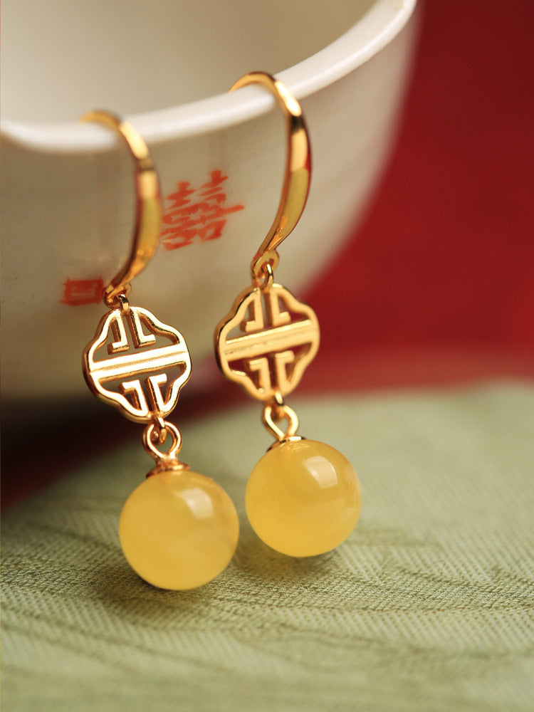 Beautiful Gold Earring with Unique Style