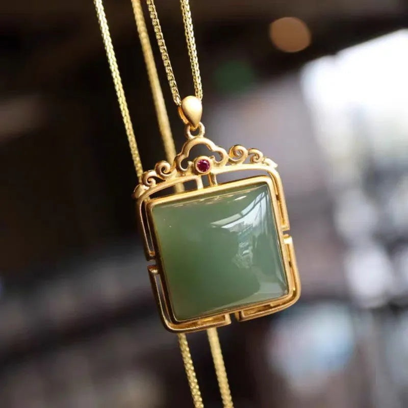 Classic Necklace with Timeless Appeal