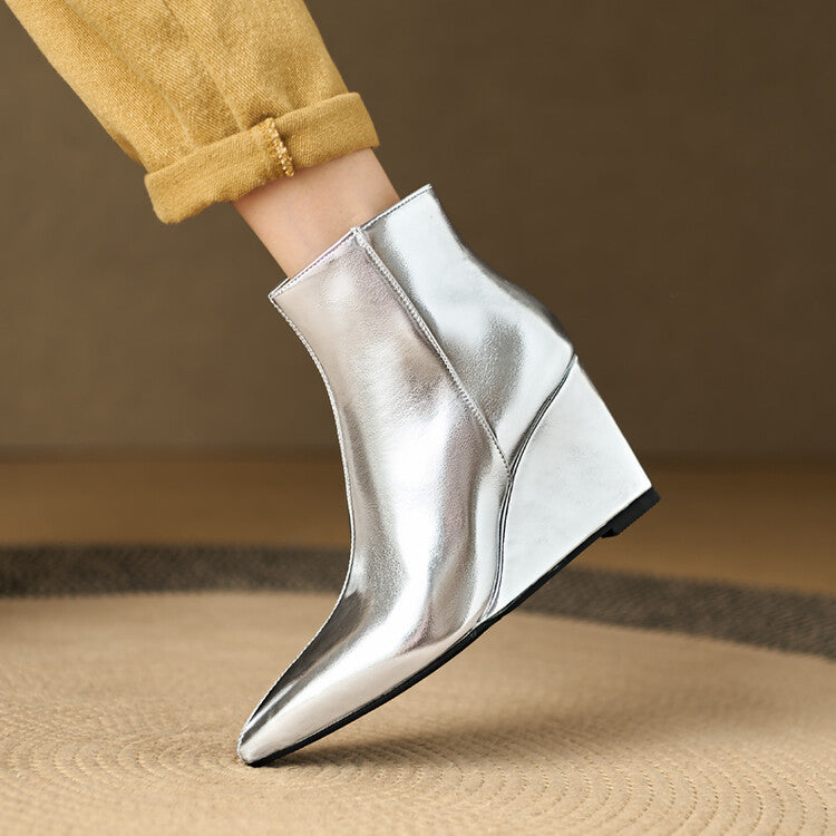 Chic Orthopedic Boots with Unique Design