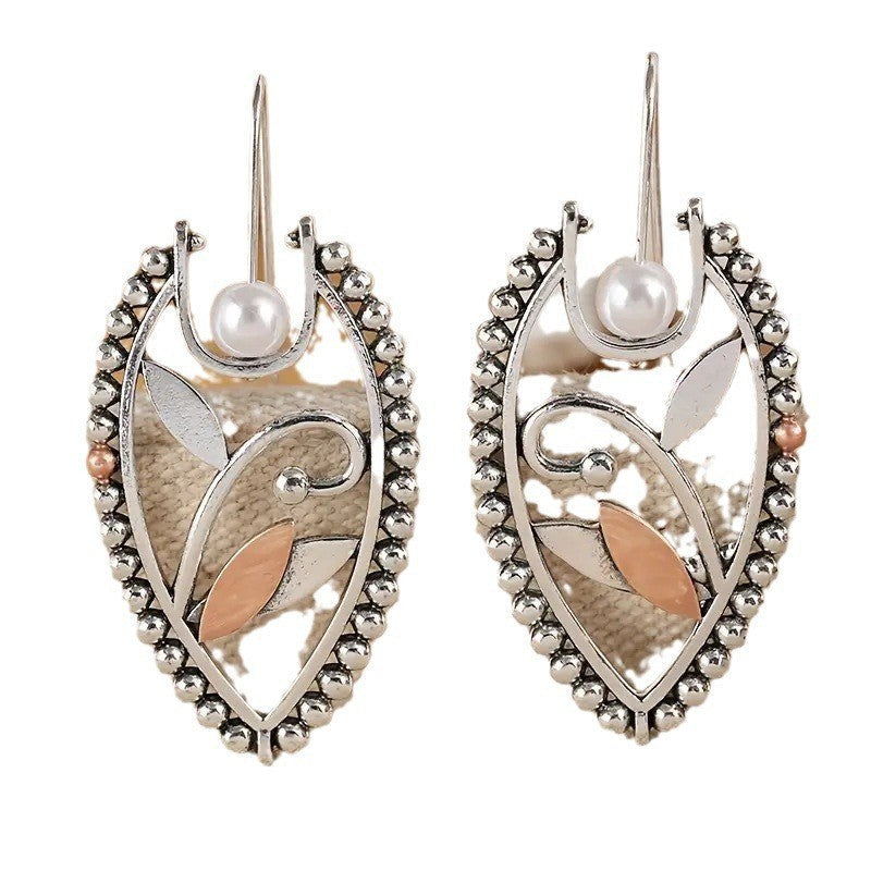 Romantic Pearl Earring for Special Moments