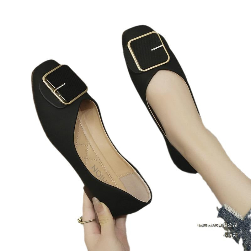Chic Orthopedic Shoes with Unique Design