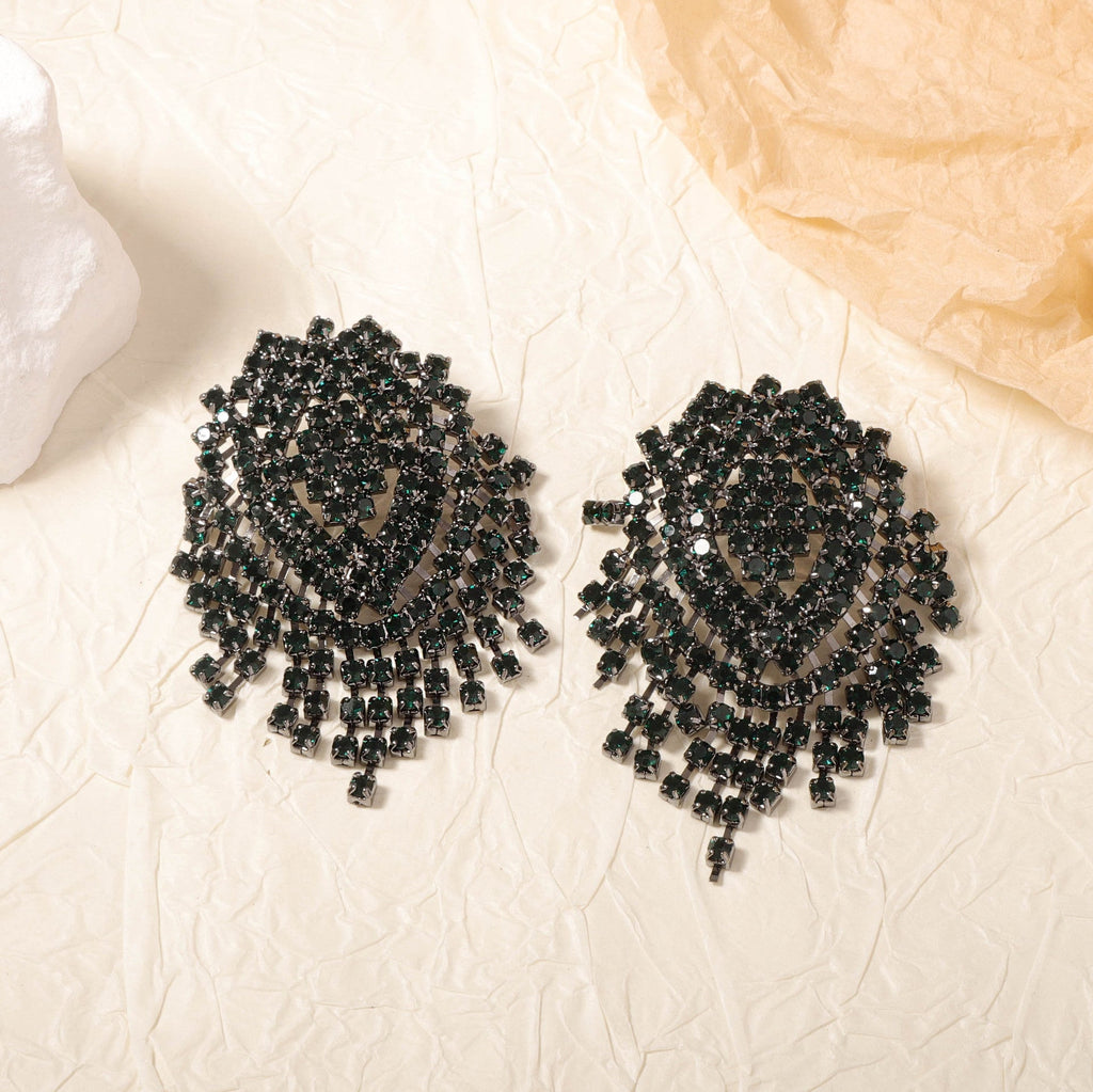 Charming Earring for Any Occasion