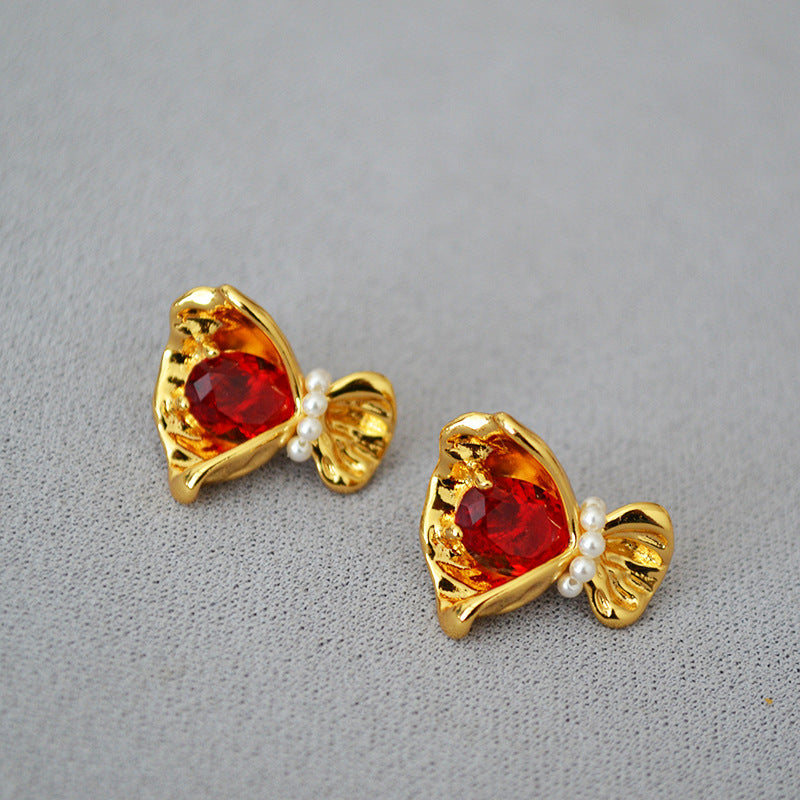 Delicate Artisan Gold Earring
