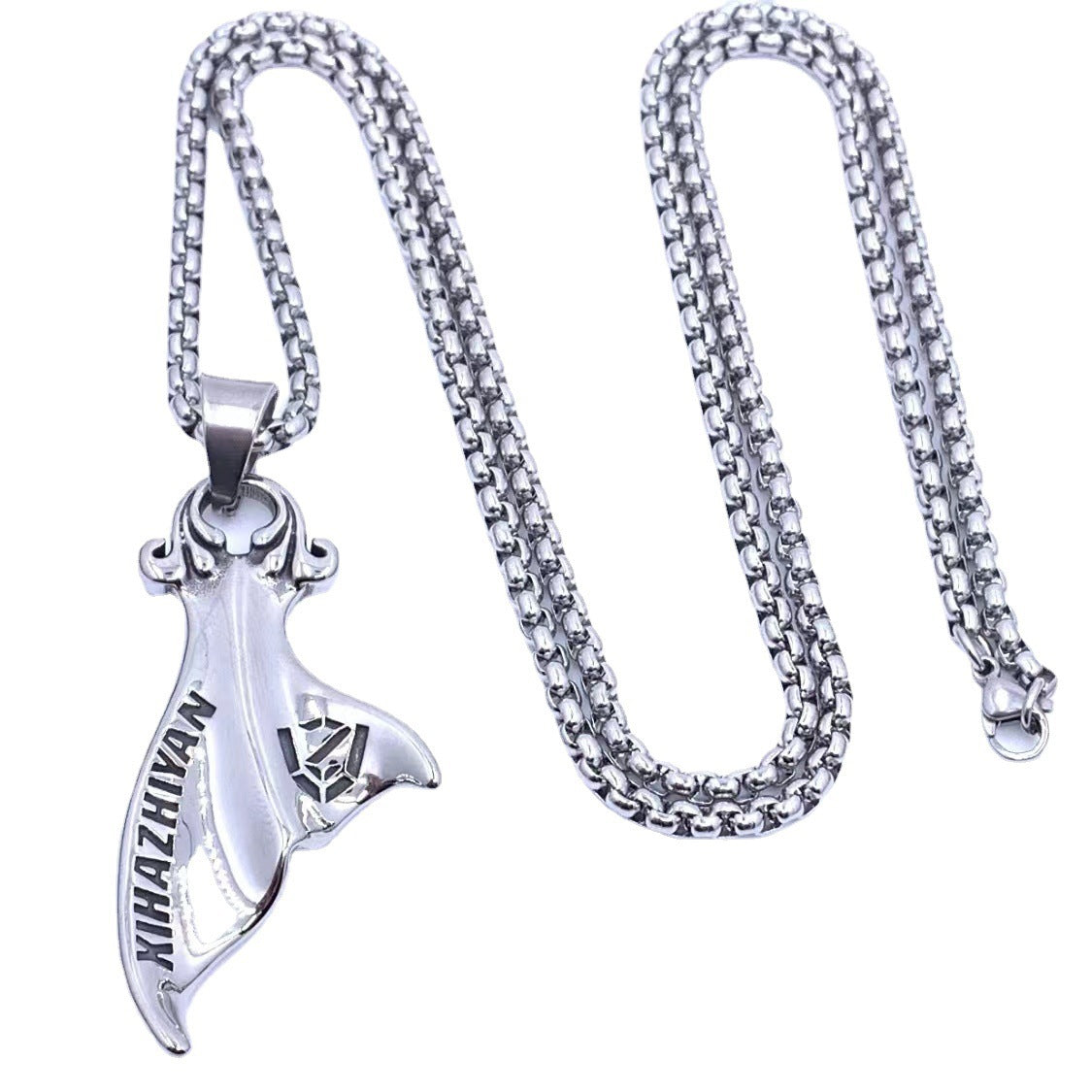 Classic Pendant with Timeless Appeal