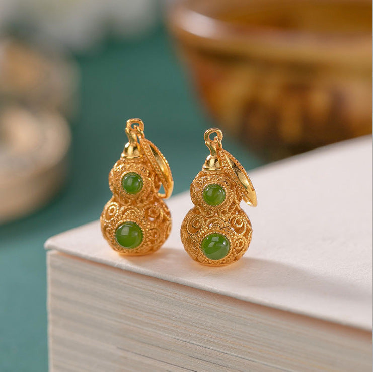 Elegant Gold Earring for Every Occasion