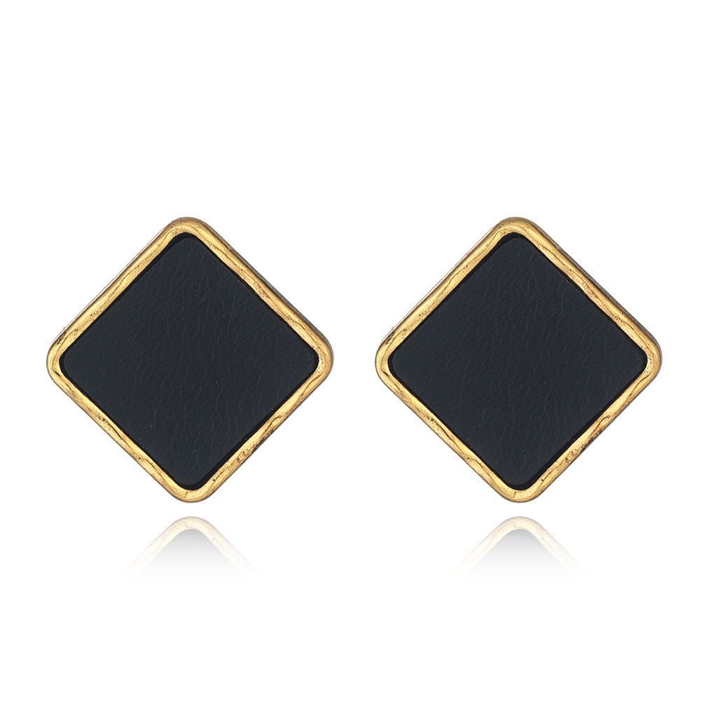Classic Silver Earring with Timeless Appeal