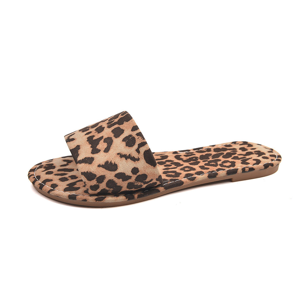 Chic Orthopedic Sandals with Unique Design