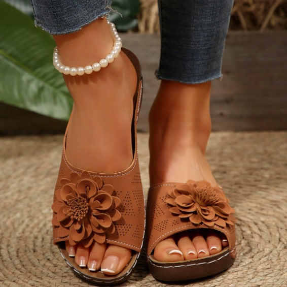Graceful Orthopedic Sandals for Modern Look