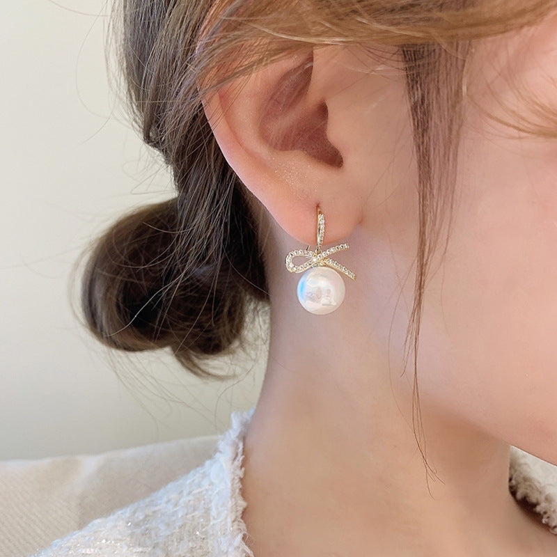 Stunning Pearl Earring for Daily Wear