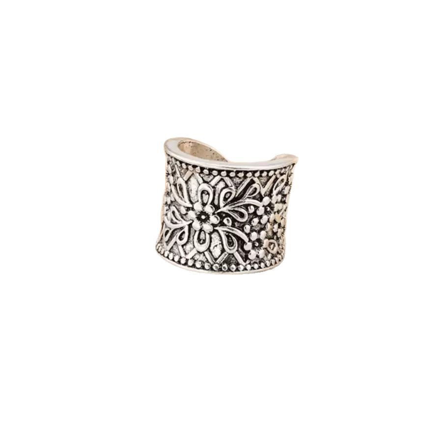 Romantic Silver Ring for Special Moments