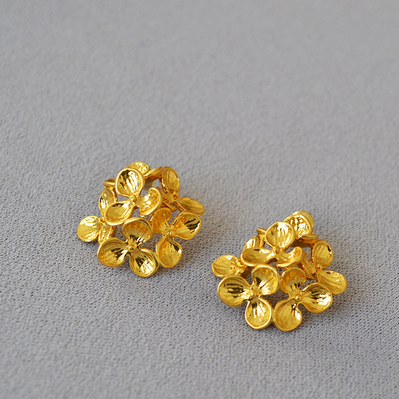 Vintage Handmade Gold Earring