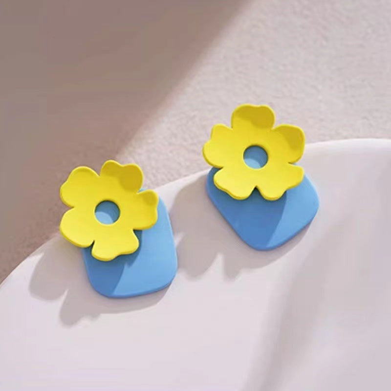 Vintage Handmade Earring