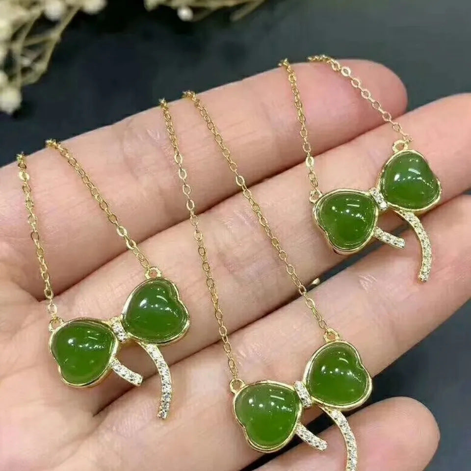 Beautiful Gold Pendant with Unique Style