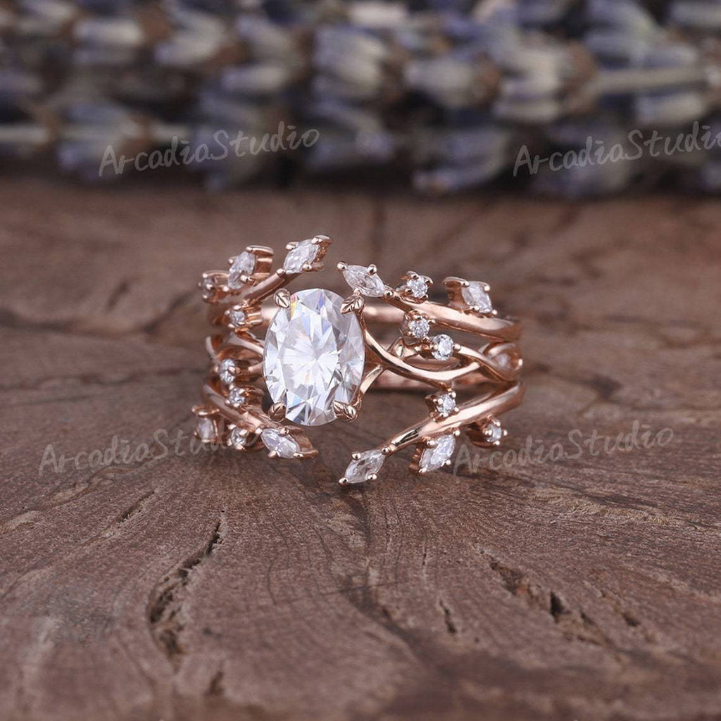 Classic Gold Ring with Timeless Appeal