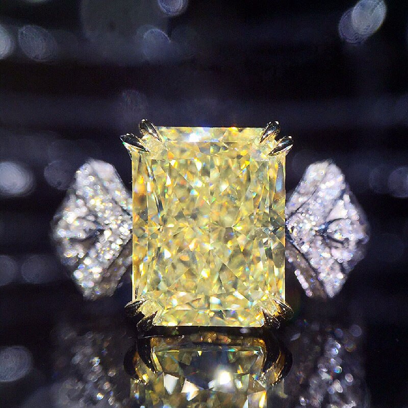 Stunning Ring for Daily Wear