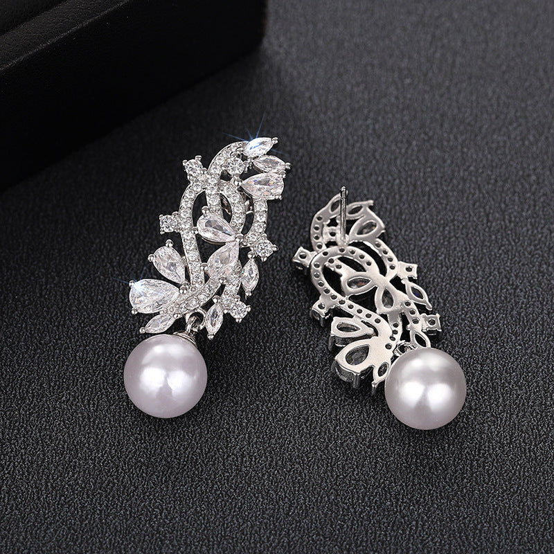 Charming Pearl Earring for Any Occasion