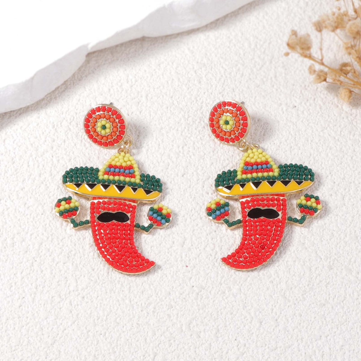 Charming Earring for Any Occasion