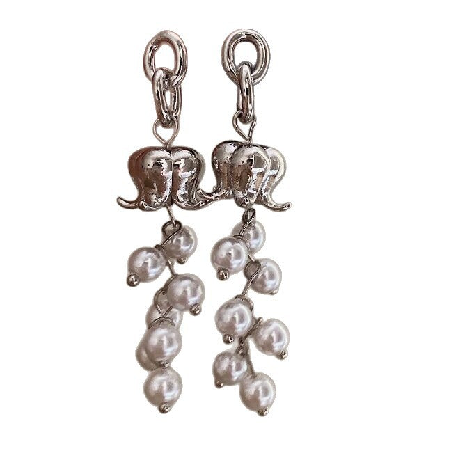 Charming Pearl Earring for Any Occasion