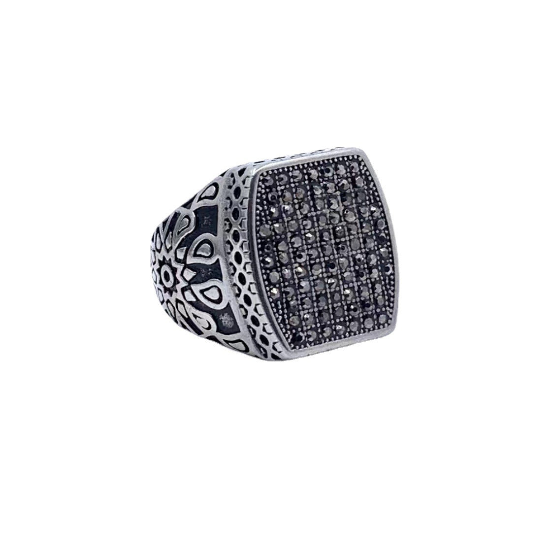 Stunning Ring for Daily Wear