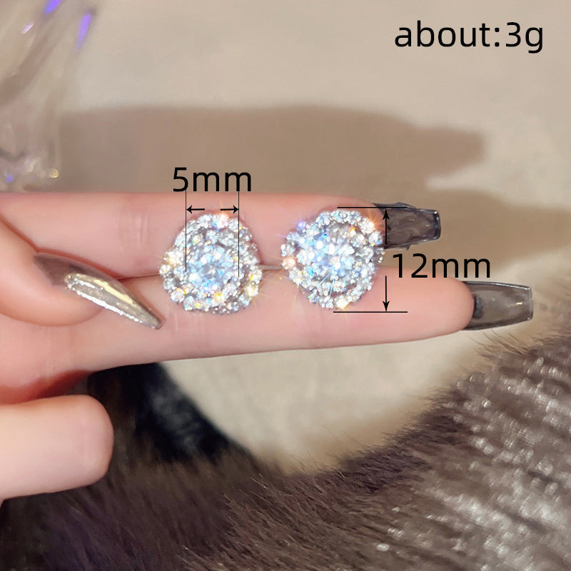 Stunning Earring for Daily Wear