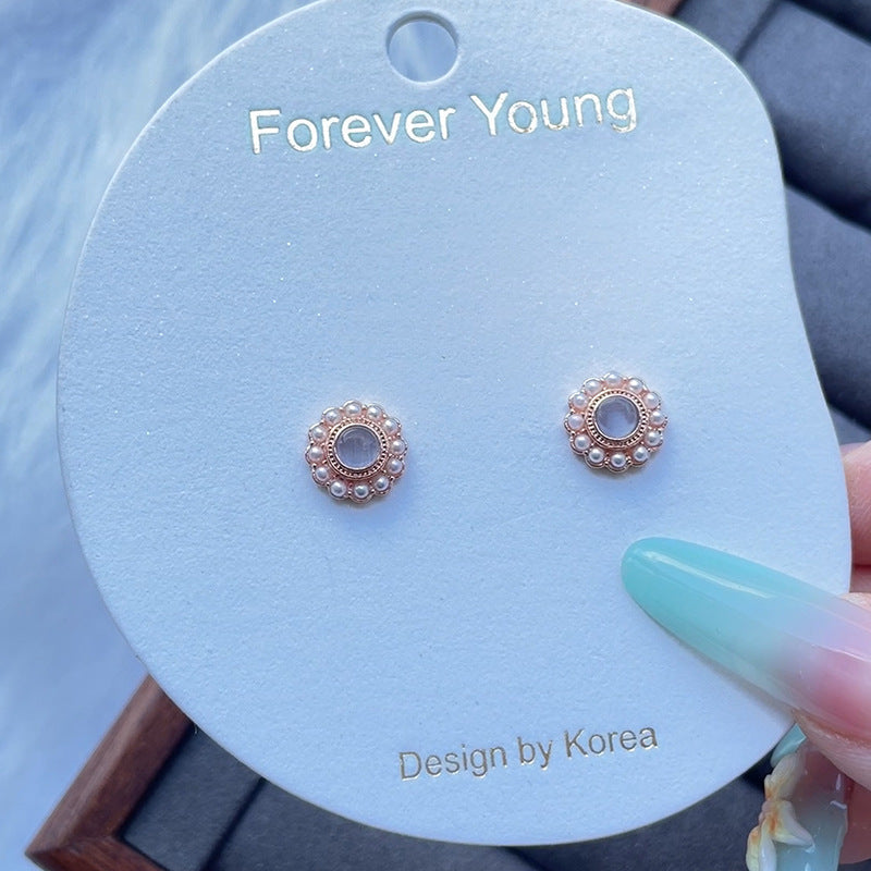 Stunning Pearl Earring for Daily Wear