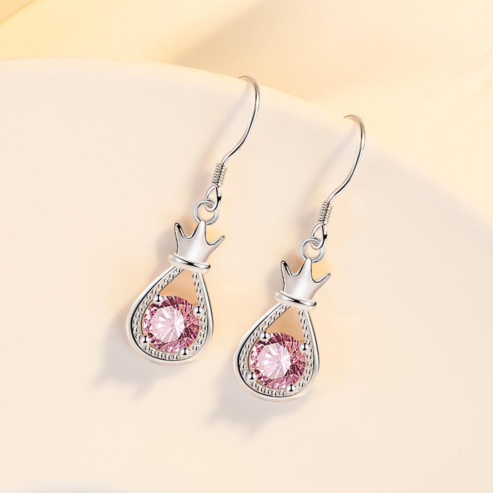 Romantic Silver Earring for Special Moments