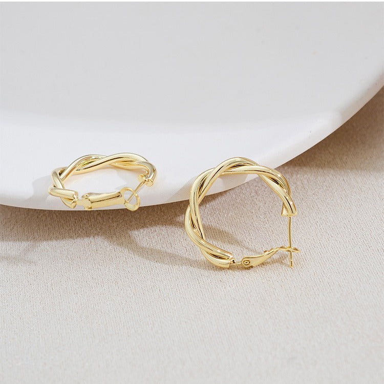 Elegant Earring for Every Occasion