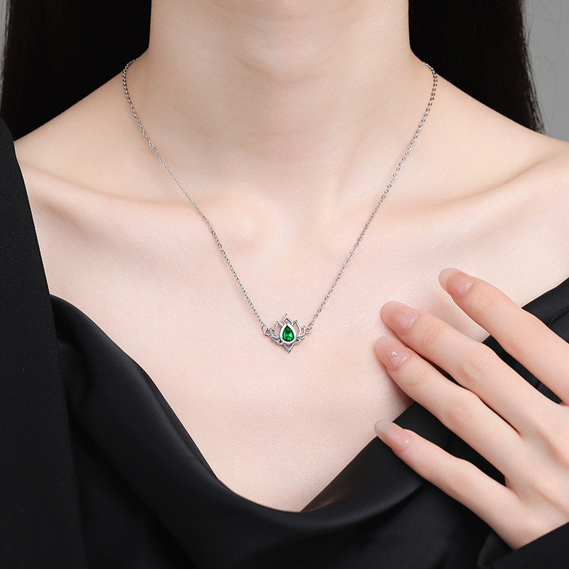 Classic Necklace with Timeless Appeal
