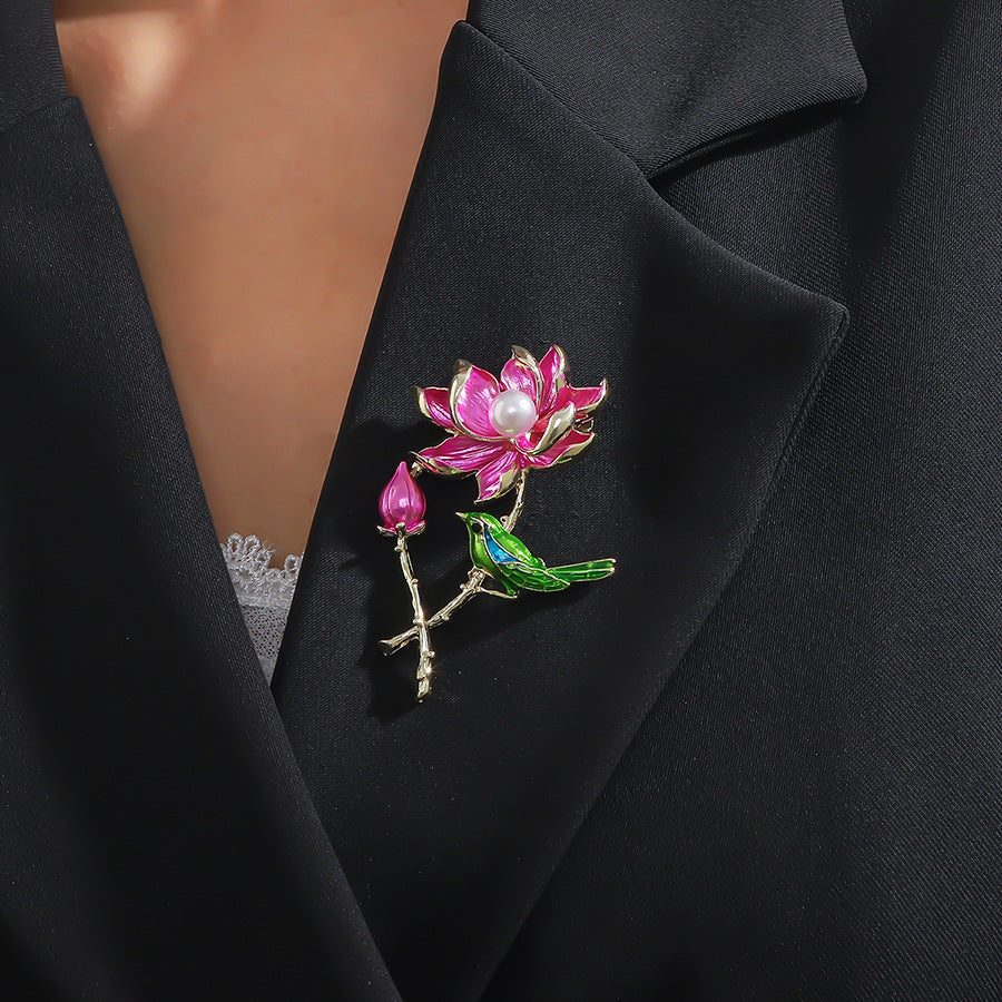 Charming Piece for Any Occasion