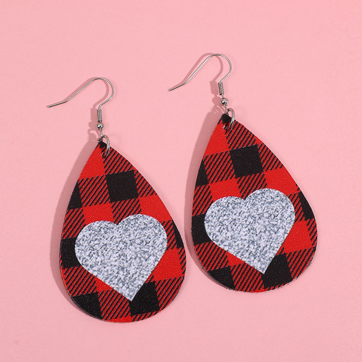 Charming Silver Earring for Any Occasion