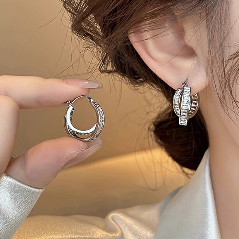 Romantic Earring for Special Moments
