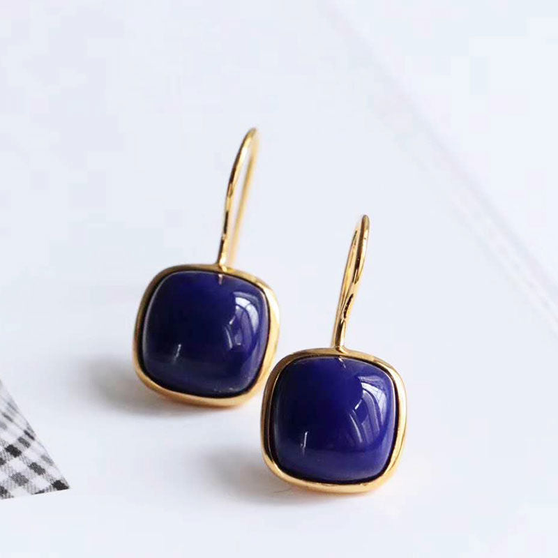 Stunning Gold Earring for Daily Wear