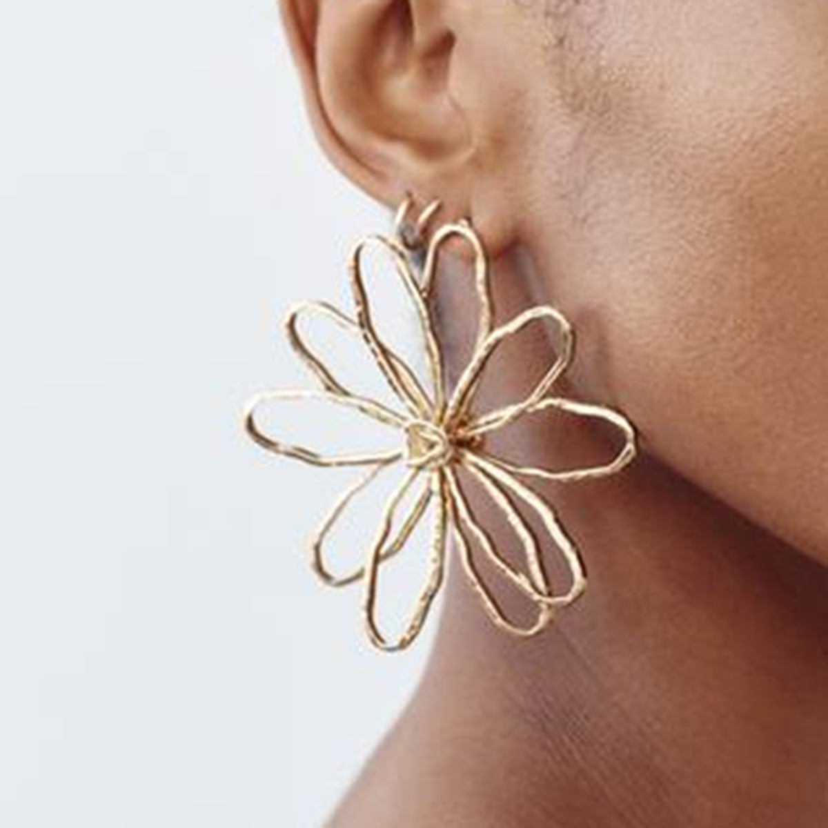 Romantic Earring for Special Moments