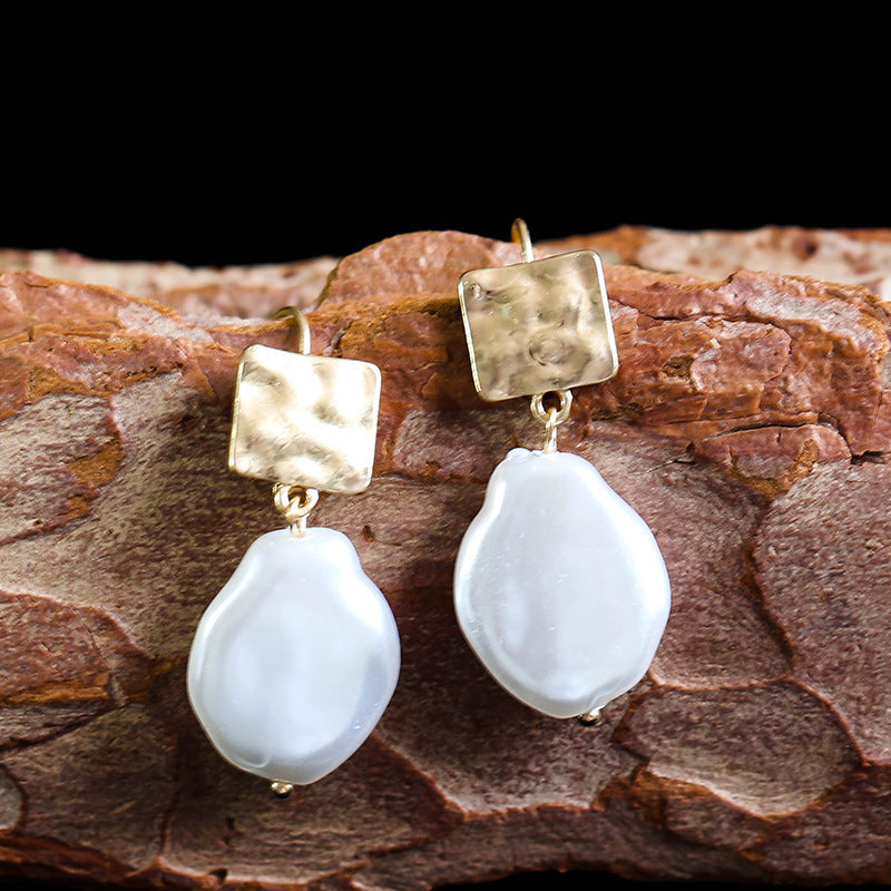 Stunning Gold Earring for Daily Wear