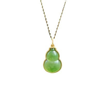 Beautiful Silver Necklace with Unique Style