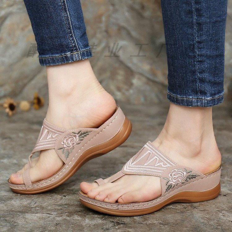 Chic Orthopedic Sandals with Unique Design
