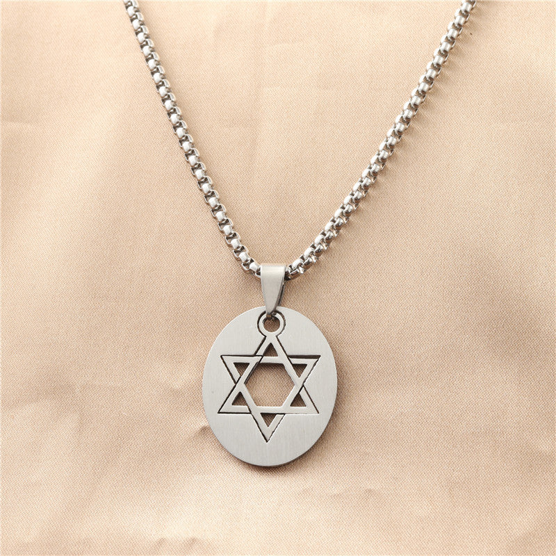 Classic Pendant with Timeless Appeal