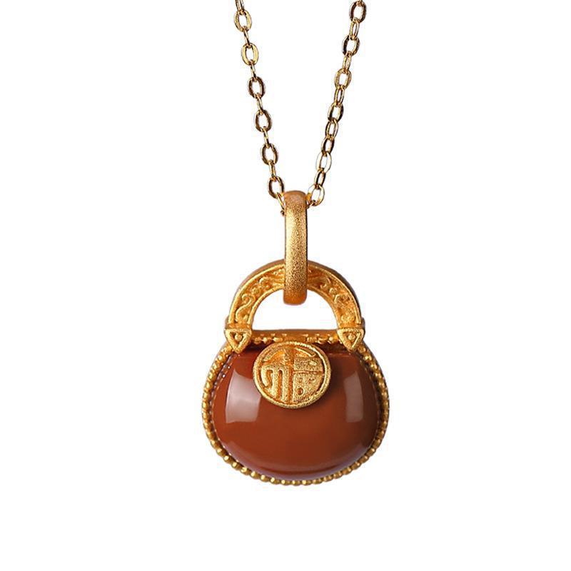 Romantic Gold Necklace for Special Moments