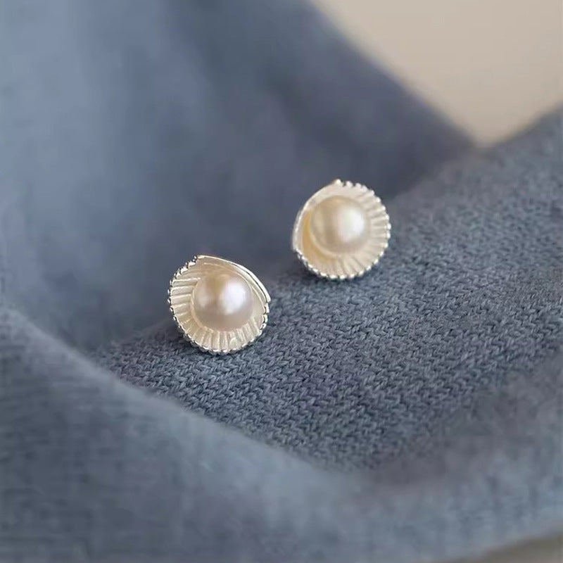 Elegant Pearl Earring for Every Occasion