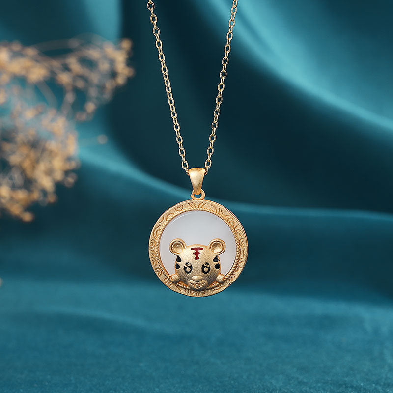 Elegant Gold Necklace for Every Occasion