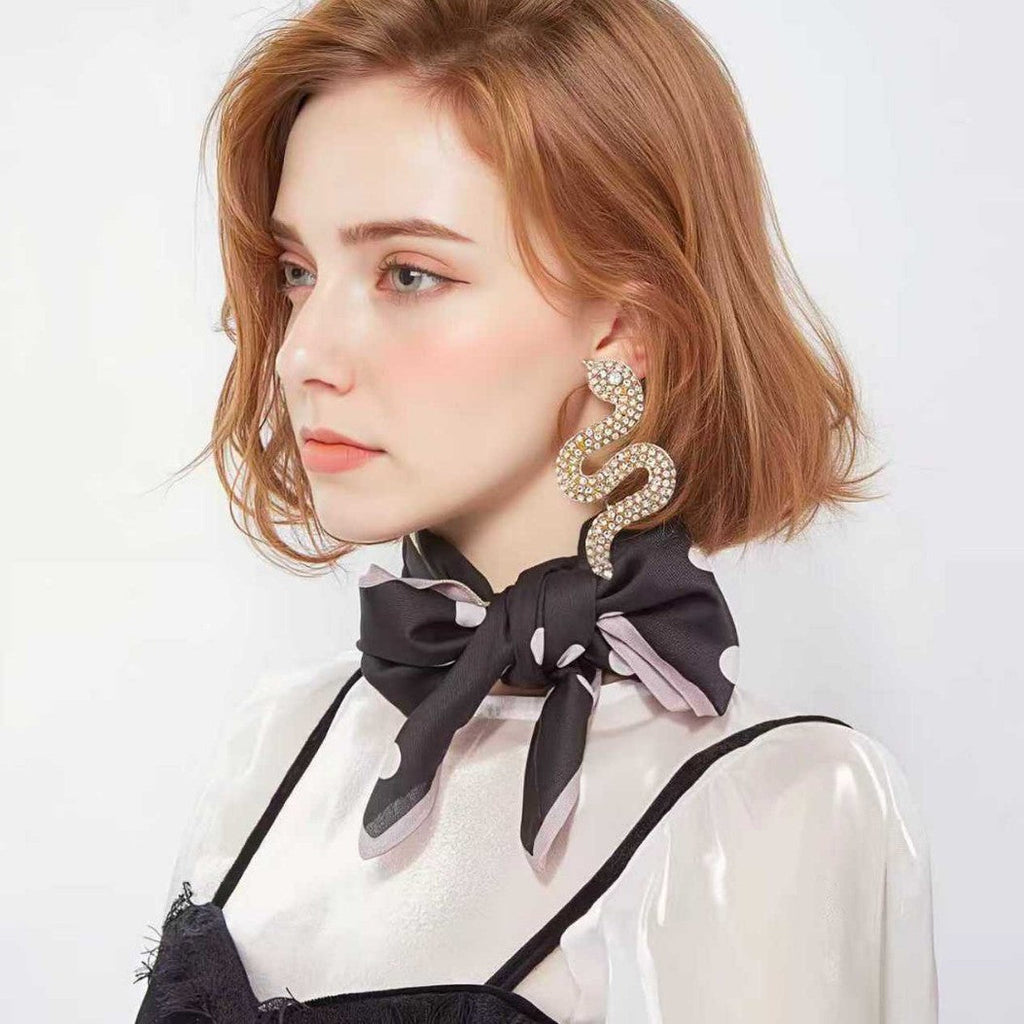 Charming Piece for Any Occasion