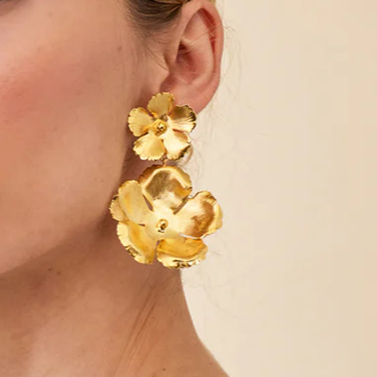 Stunning Earring for Daily Wear