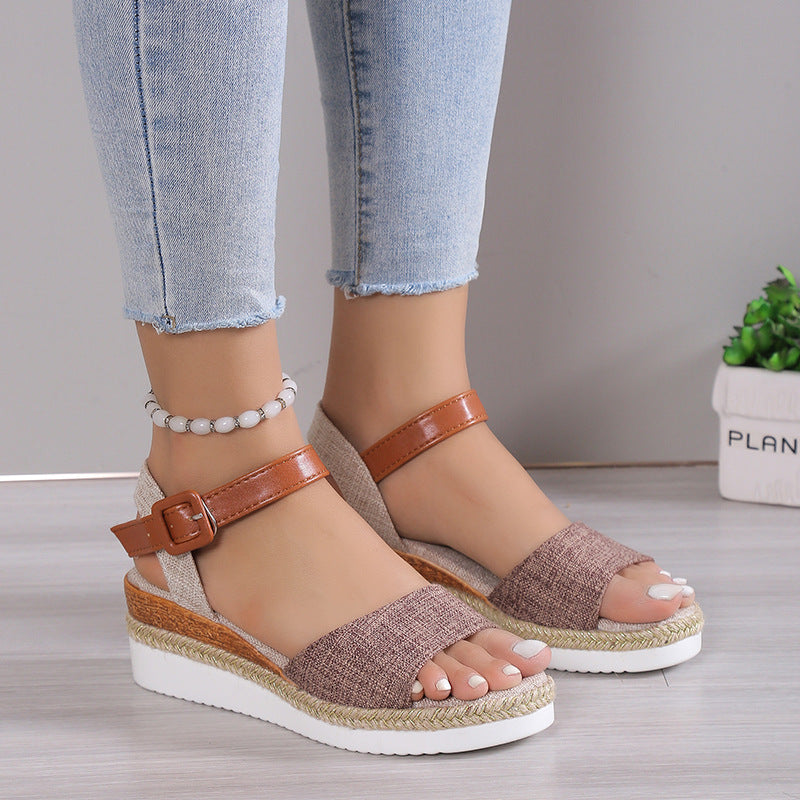 Graceful Orthopedic Sandals for Modern Look