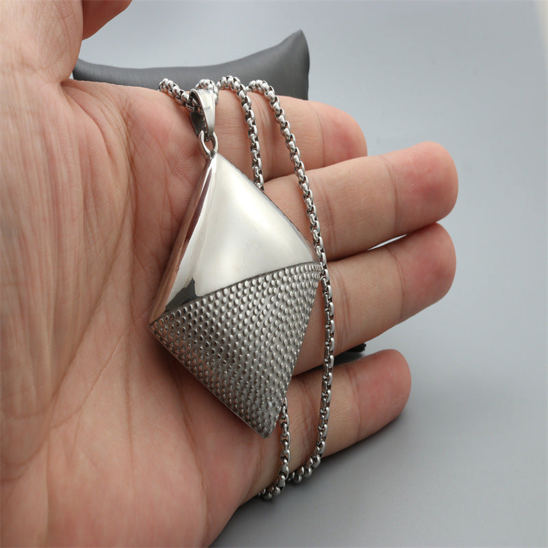 Stunning Necklace for Daily Wear