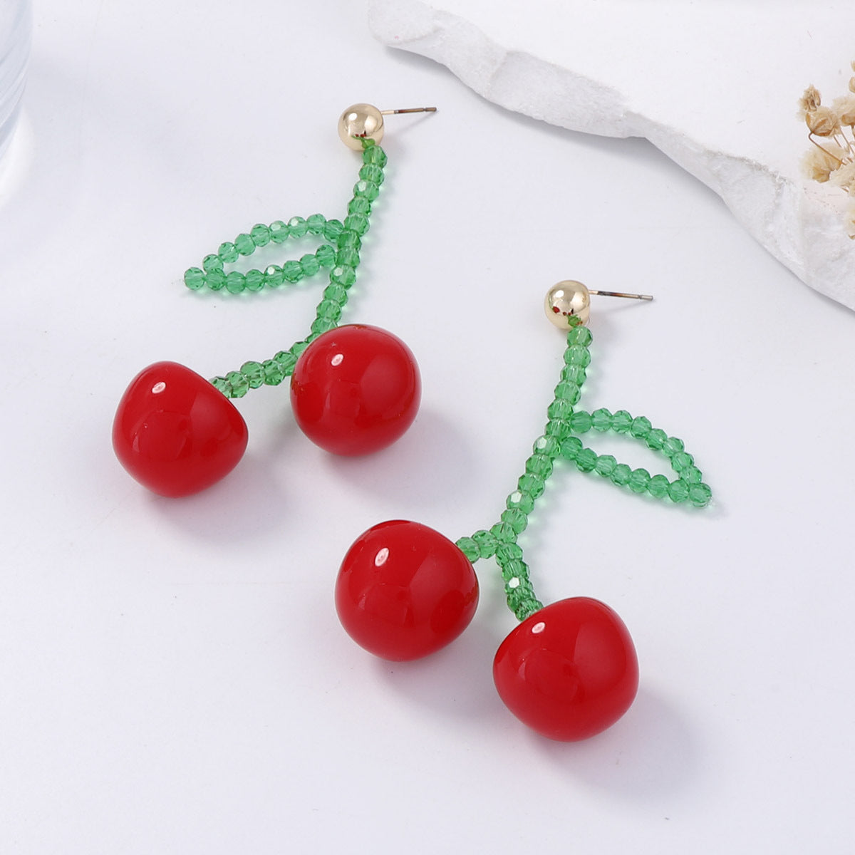 Charming Earring for Any Occasion