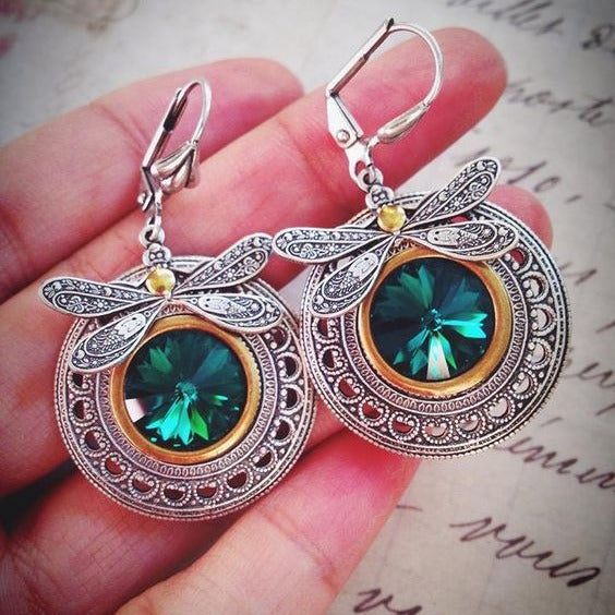 Stunning Earring for Daily Wear