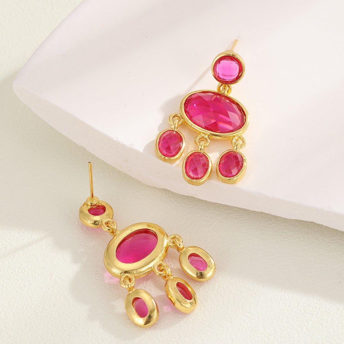 Charming Earring for Any Occasion