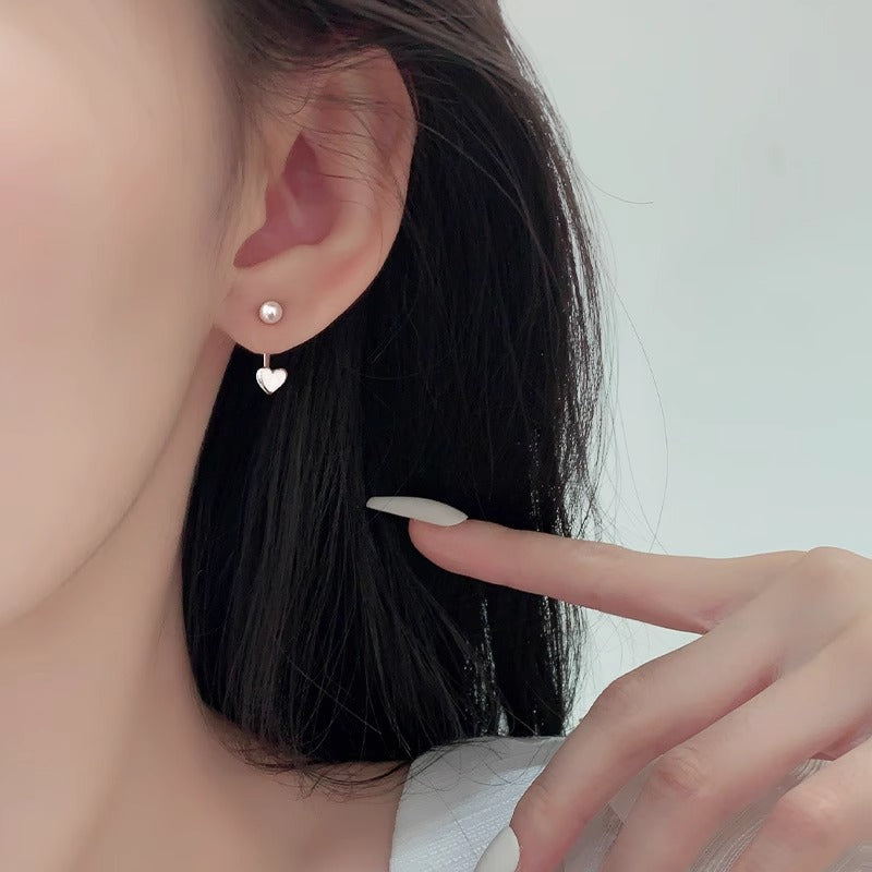 Classic Pearl Earring with Timeless Appeal